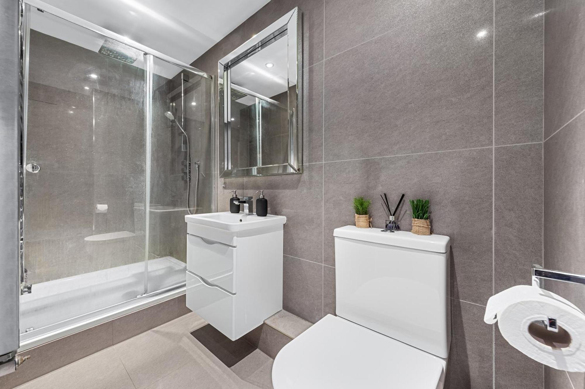 Wimbledon Two Bedroom Luxury - Appartamento *